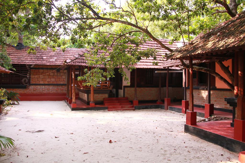 Arakkal Heritage ماراريكولام المظهر الخارجي الصورة